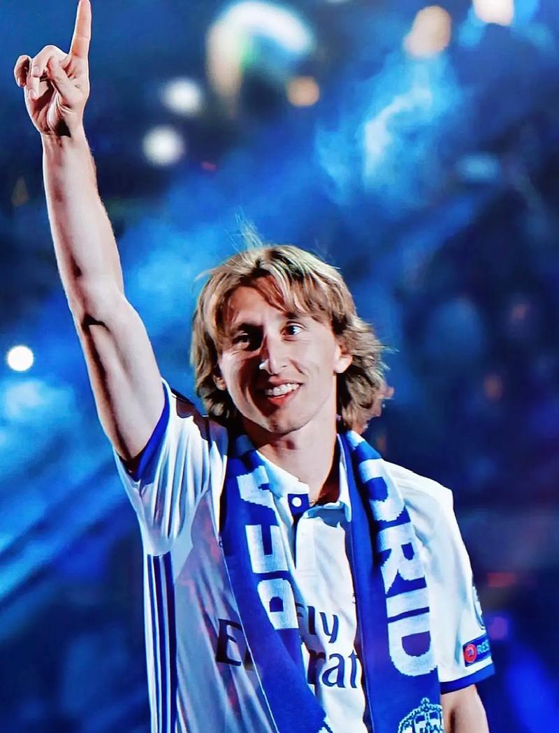 欧冠1／8决赛对阵：皇马将战马竞；巴黎遭遇利物浦